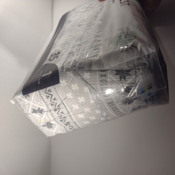 Honest Clean Conscious Diapers Limited Time Winter Print 35 Count Size 1.New i - Picture 6 of 7